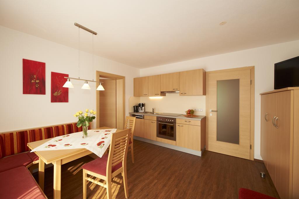 Appartements Bergblick Flachau Zimmer foto